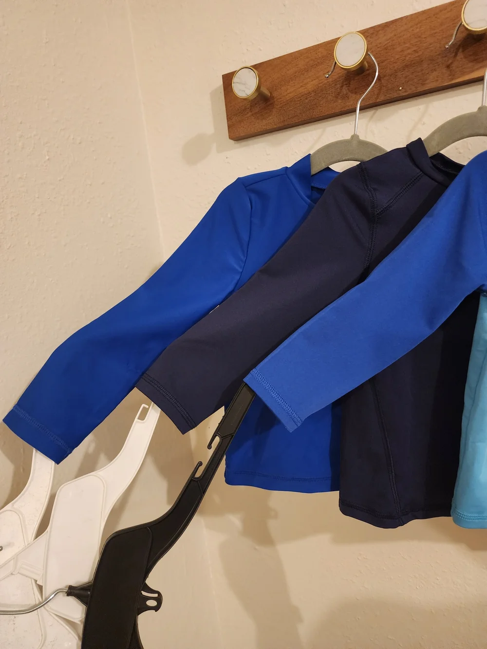 2t Long Sleeve Rashguard Navy, Royal Blue, Light Blue Cat & Jack Carters Lot